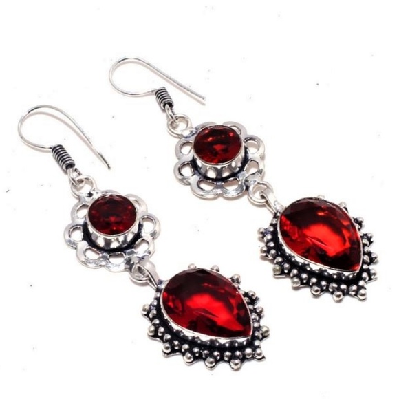New Garnet & .925 Silver Long Earrings Red - Picture 1 of 4